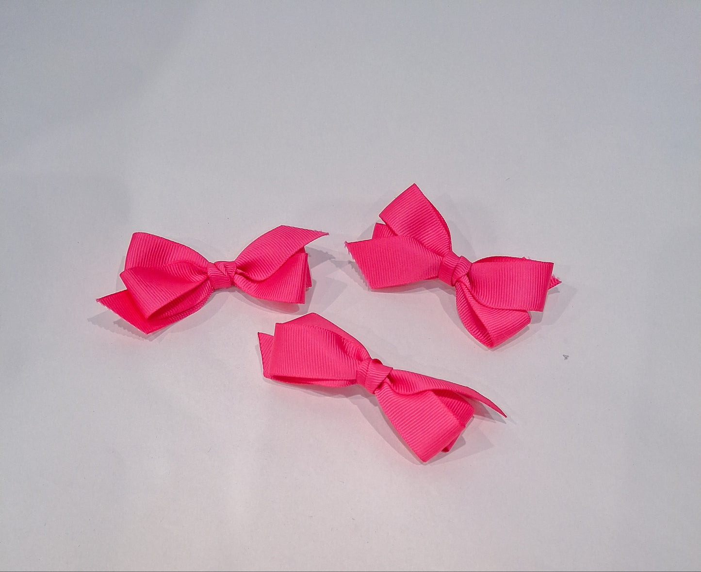 Handmade Neon Pink Grosgrain Bow Hair Clip | Single Piece