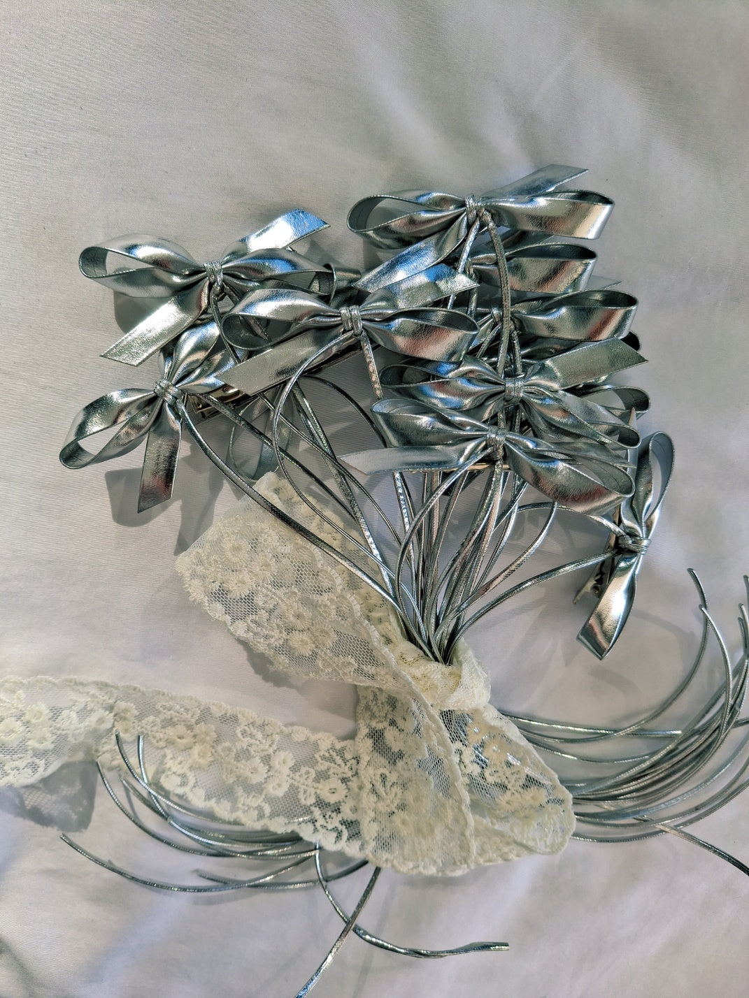 ヘアアクセサリー Herlipto Chain Ribbon Hair Clip Chain Ribbon Hair Clip