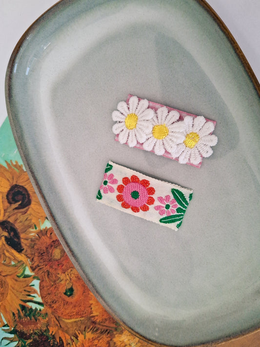 🌸 Vintage Embroidered Flower Snap Hair Clip | Handmade 5cm Clip for Girls (Single)
