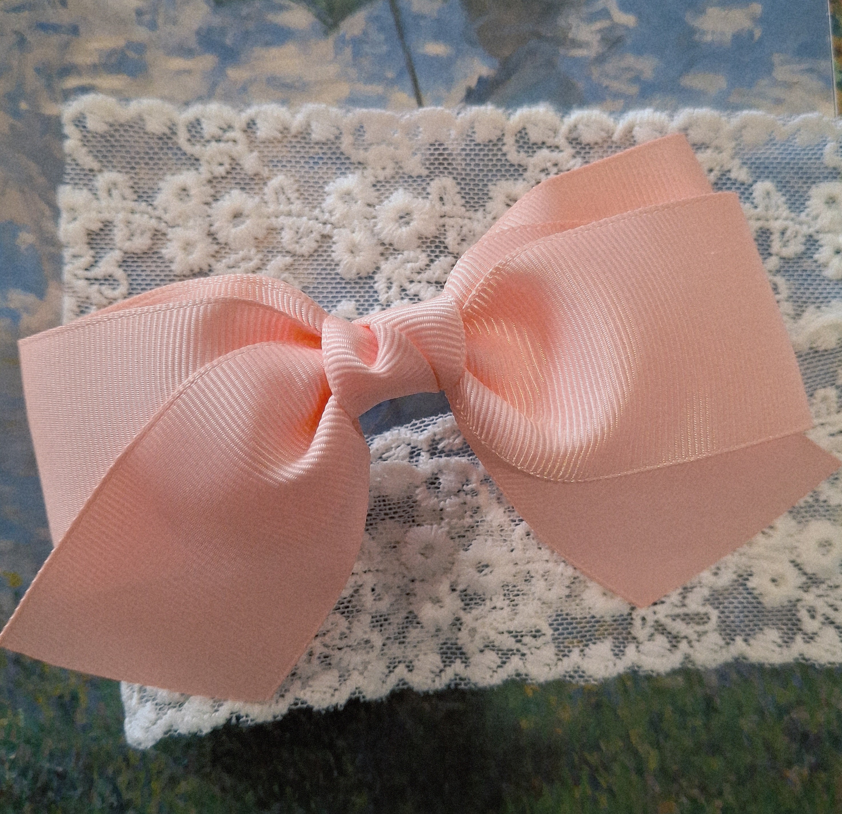 Short Tail Grosgrain Ribbon Hair Bow with Barrette Pin